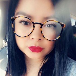 Meet your Posher, Diana